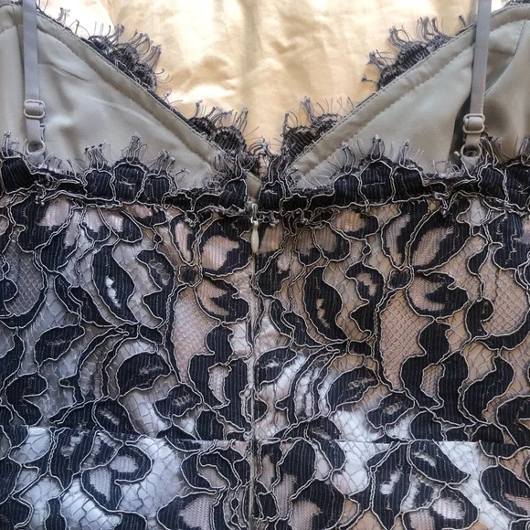 ELIZA J Periwinkle Lace Midi Dress NWT - Picture 3 of 7